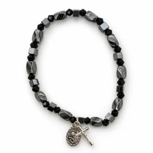 Bracelet noir en hématite & perles en verre avec croix et médaille Sainte Rita